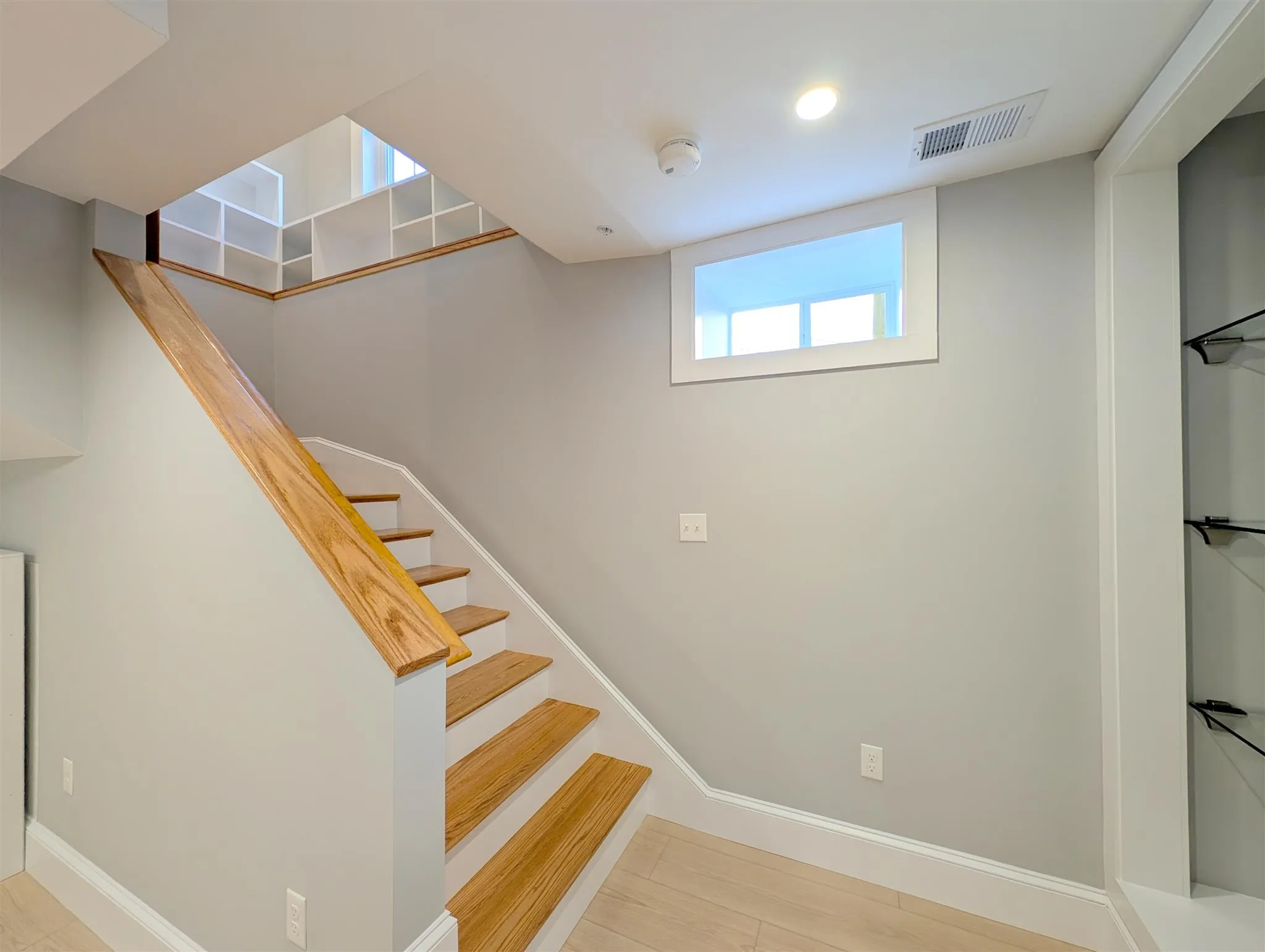 86 Orchard St, Medford