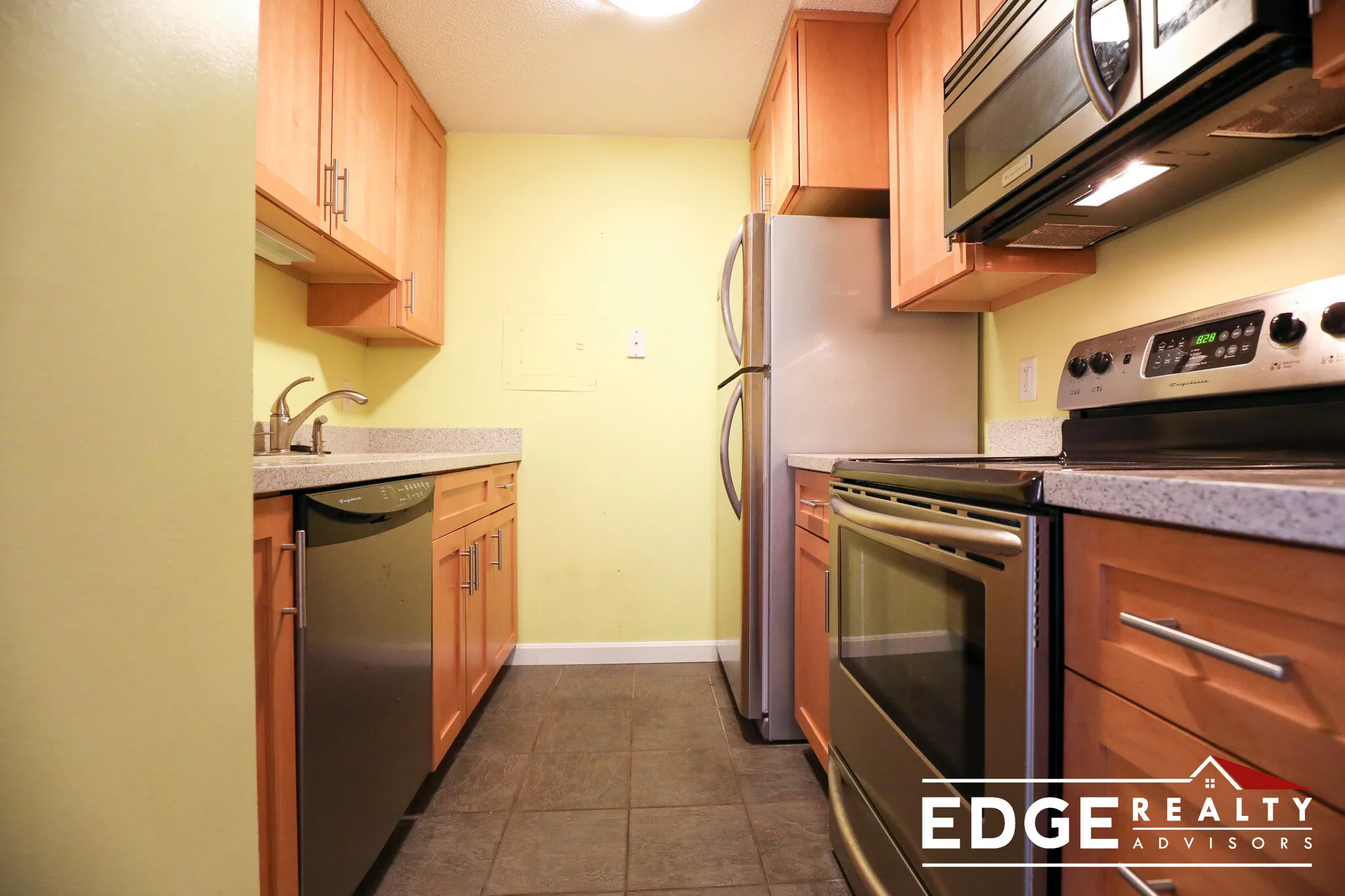 12 Ellery Sq, Mid-Cambridge