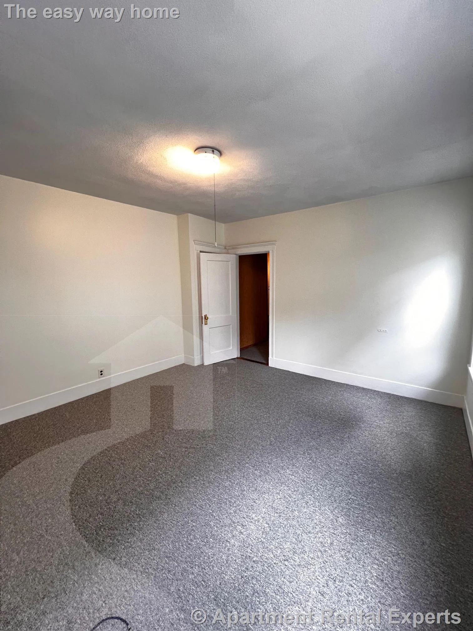 16 Braemore Rd, Winter Hill