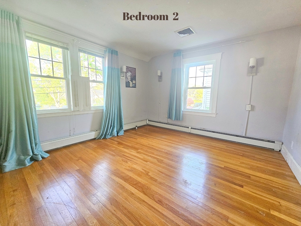 15 Hawthorne Ave, Arlington