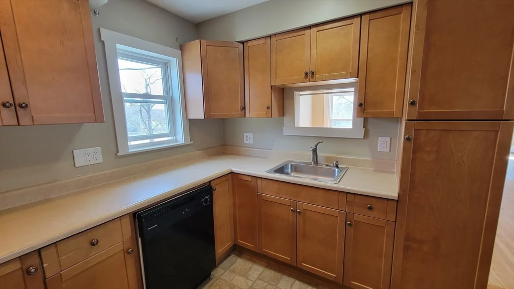 10 Marion St, Hudson