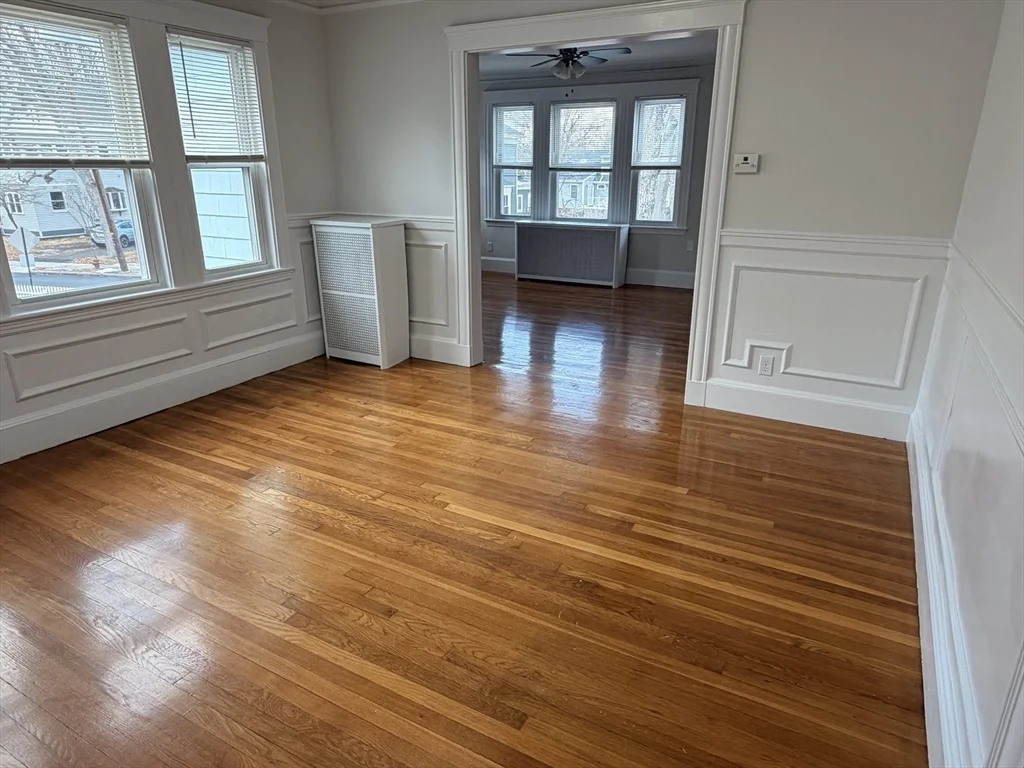 252 Auburndale Ave, Auburndale