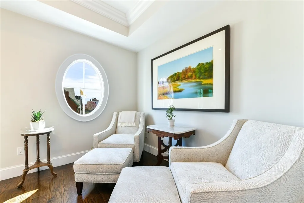 846 East Broadway, South Boston