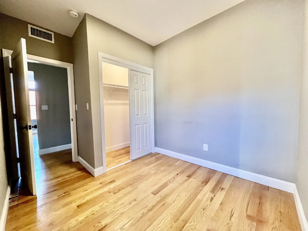 1914 Beacon St, Brighton