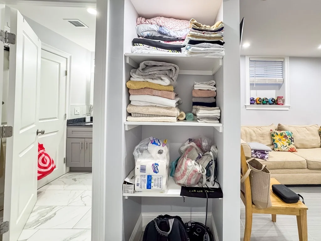 62 Hecla St, Dorchester