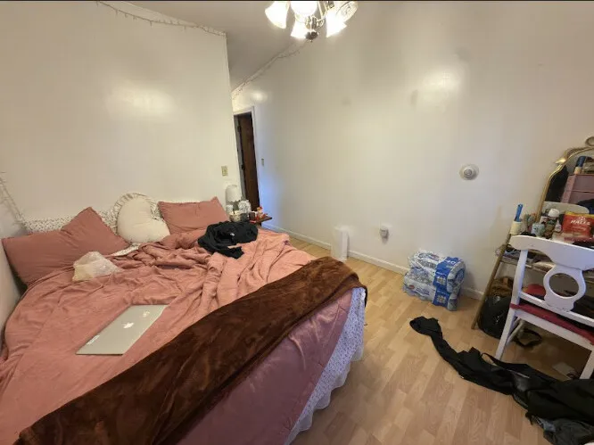 26 Greylock Rd, Allston