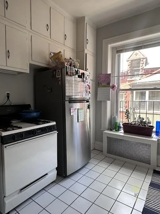 1569 Beacon St, Brookline