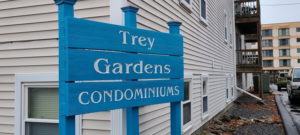 19 Church St, North Attleboro