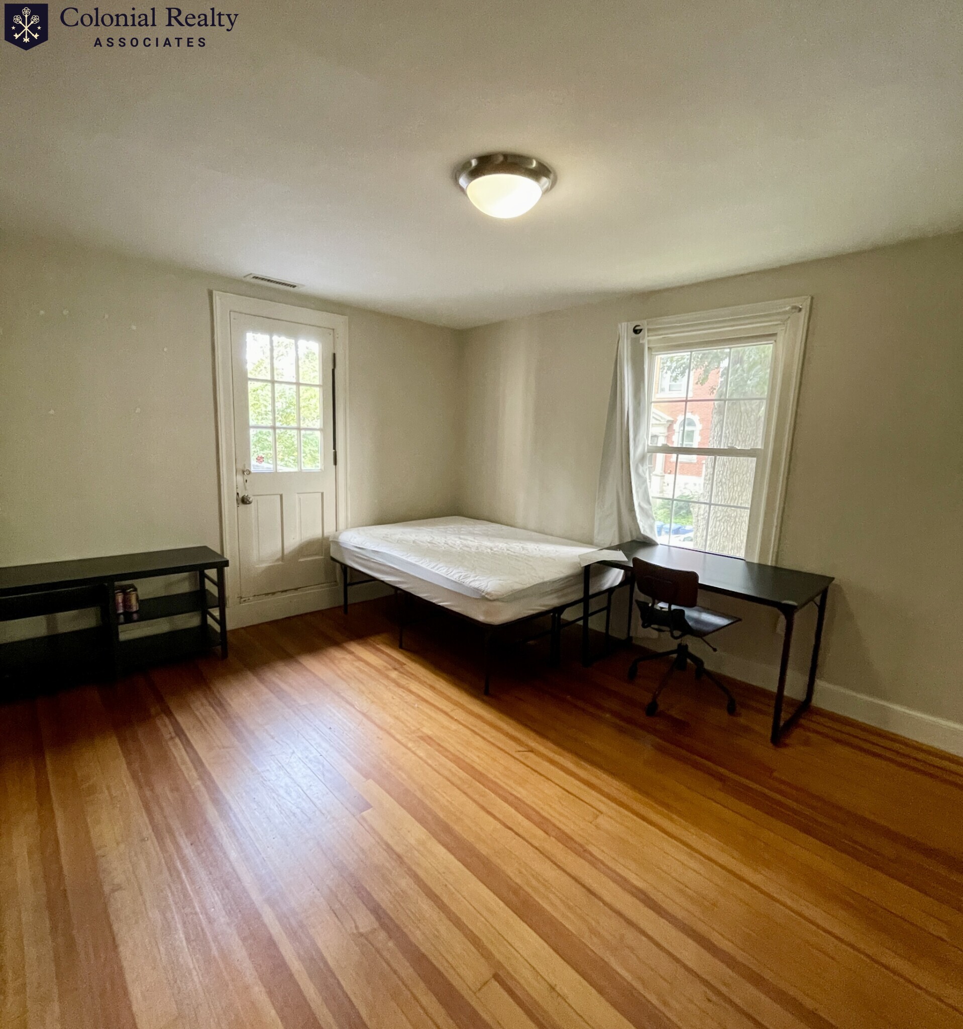 1899 Commonwealth Ave, Brighton