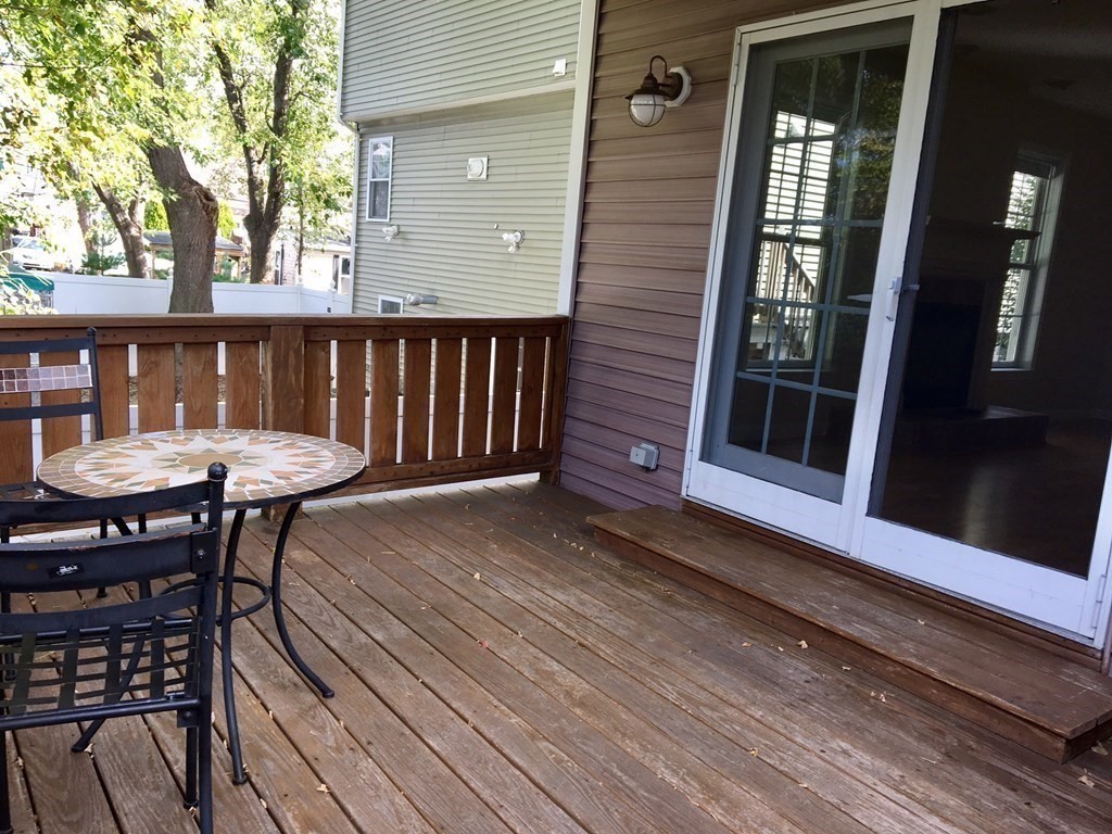 63 Ellerton St, Revere