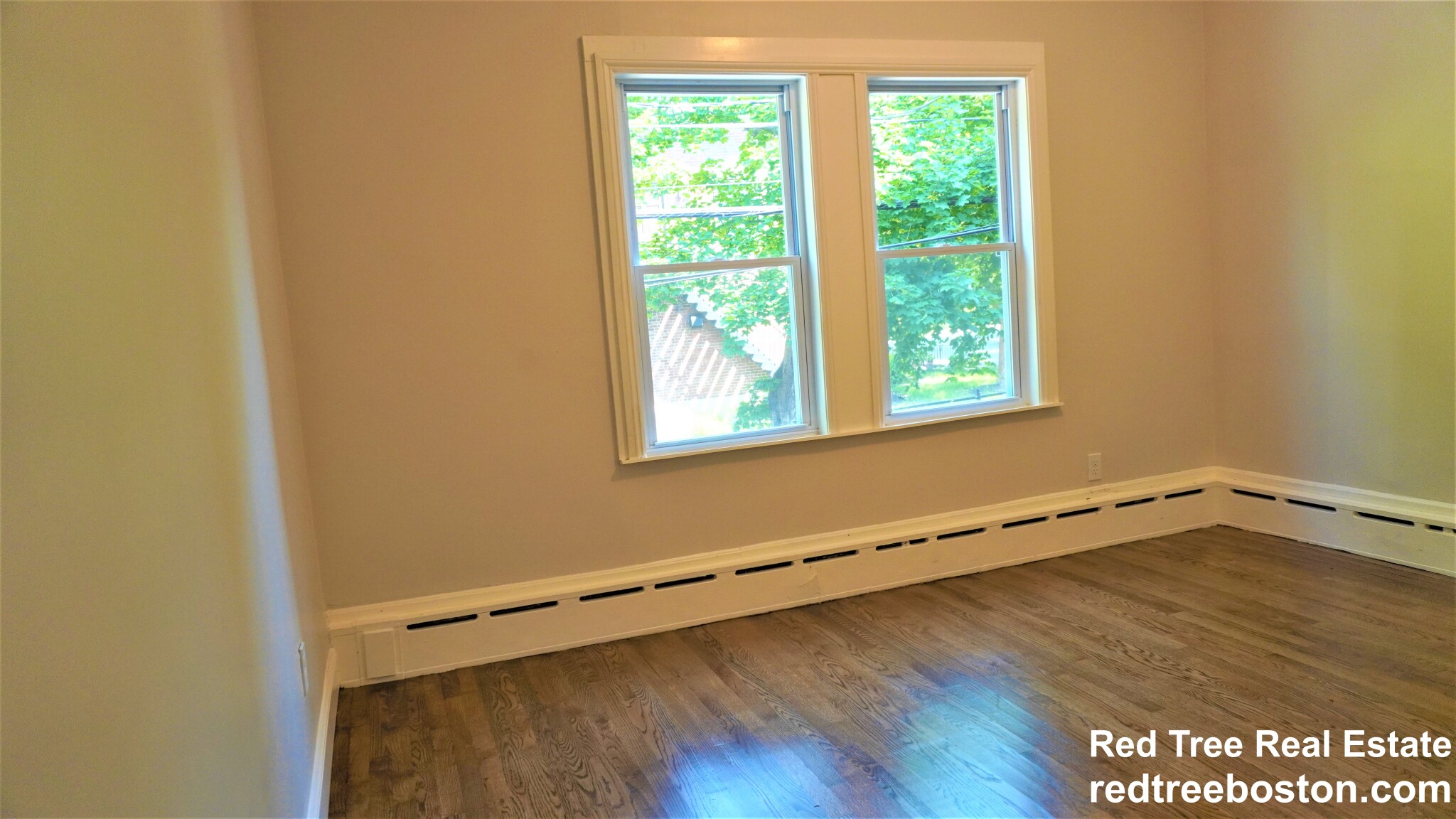 1712 Beacon St, Brookline