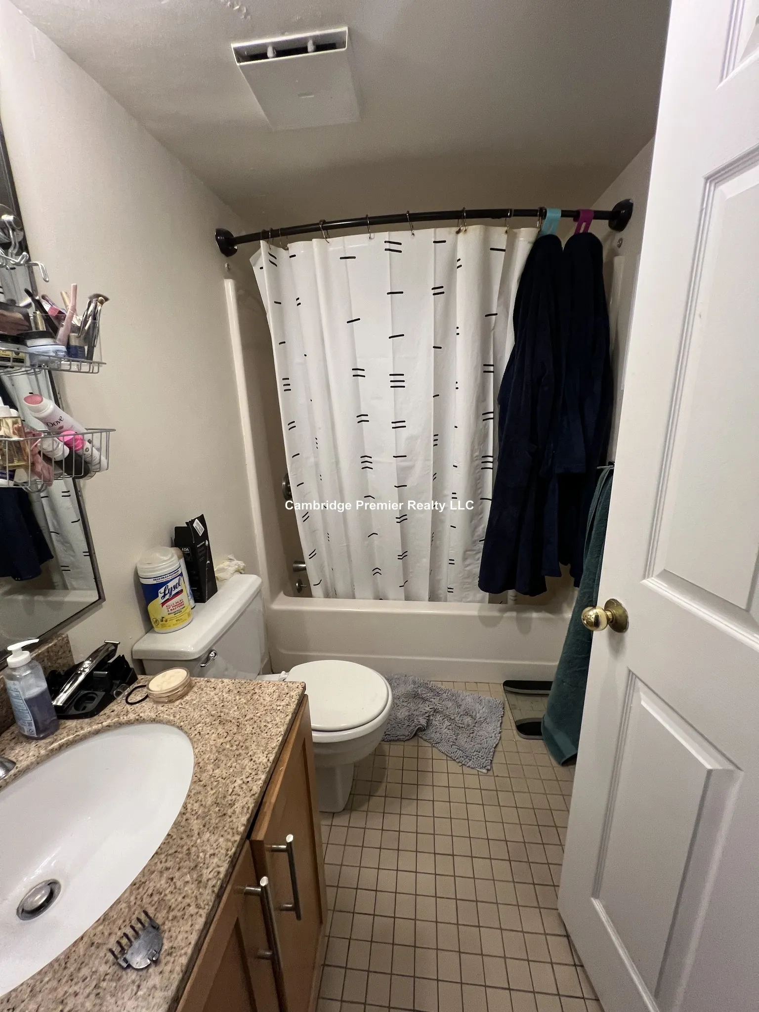 345 Franklin St, Riverside