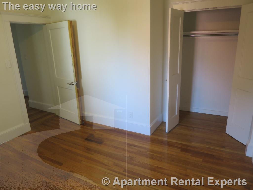 23 Lowell St, Porter Square