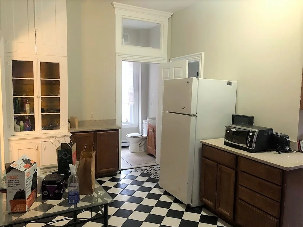 38 Gardner St, Allston