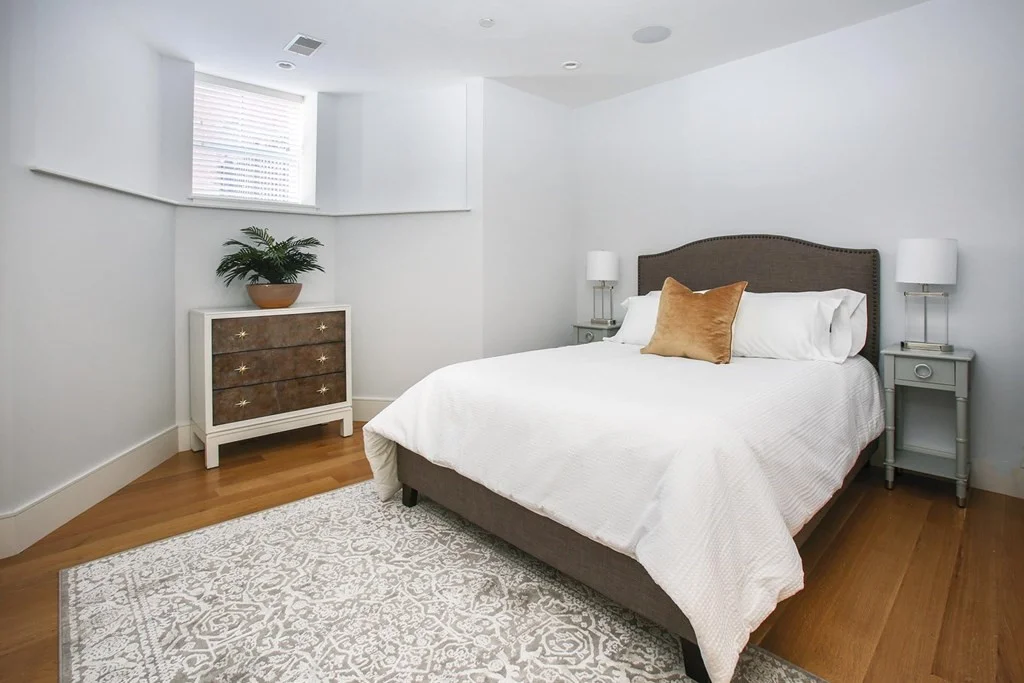 373 Harvard St, Coolidge Corner