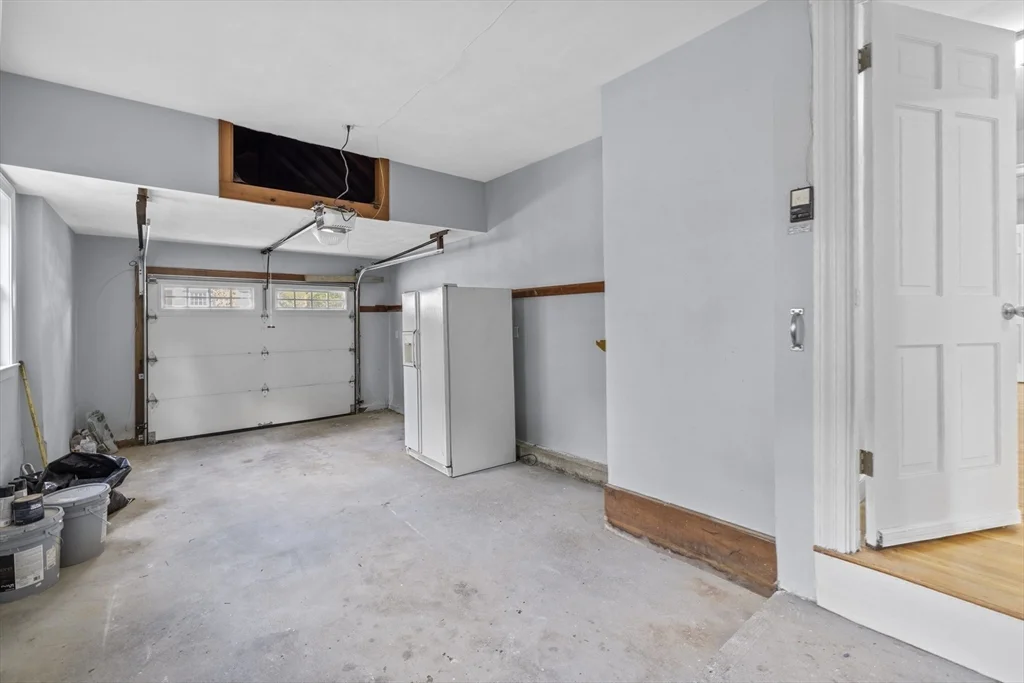 108 Radcliffe Rd, Belmont