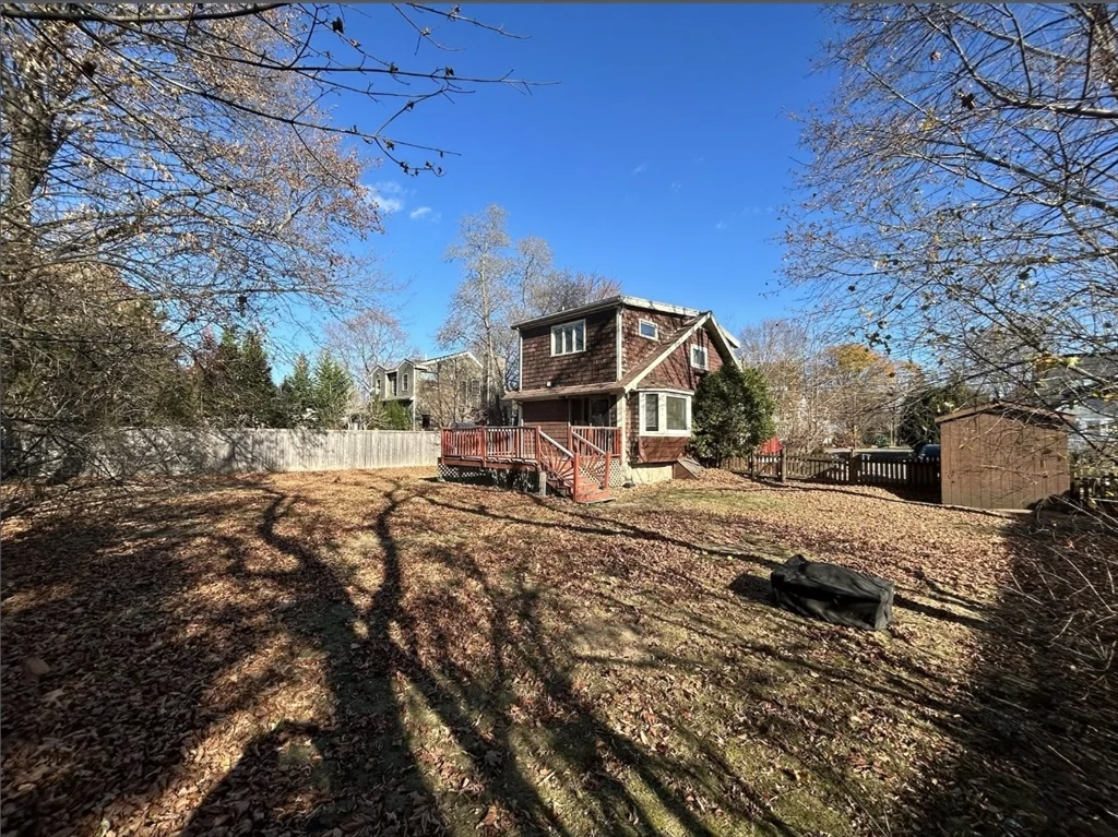 16 Whittier Rd, Natick