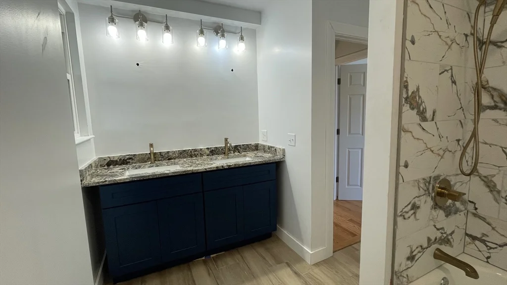 29 Catherine St, Roslindale