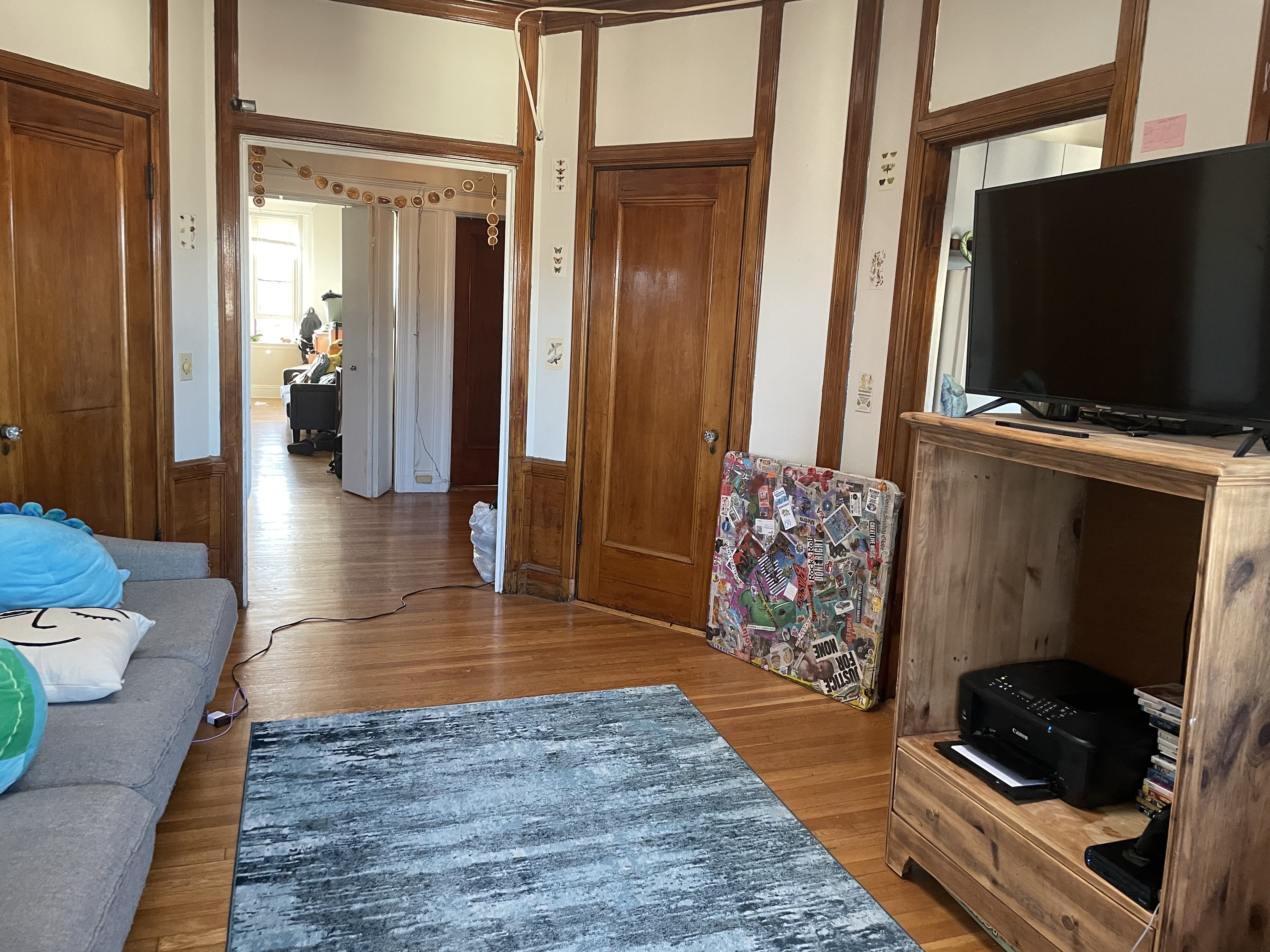 2 bed, 1 bath apartment for rent at 1255 Commonwealth Ave Unit 8, Brighton — photo 2 of 8