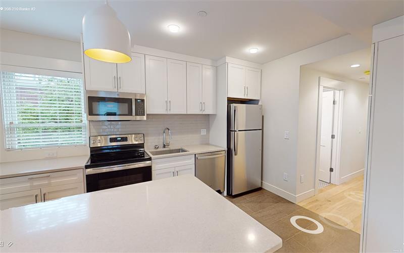 210 Banks St, Riverside