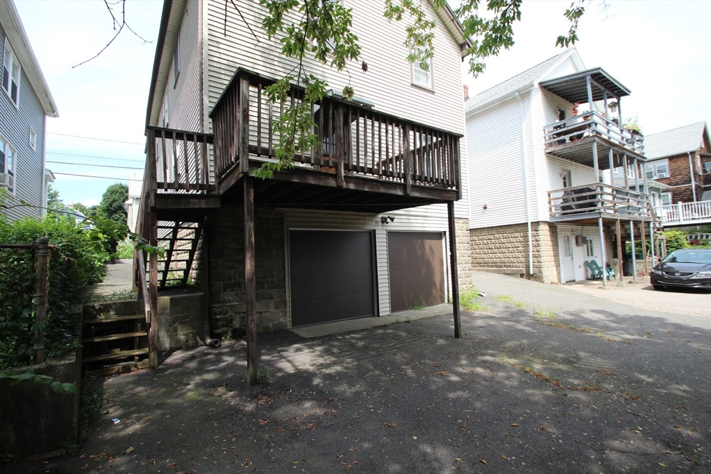 41 Chapman St, Watertown