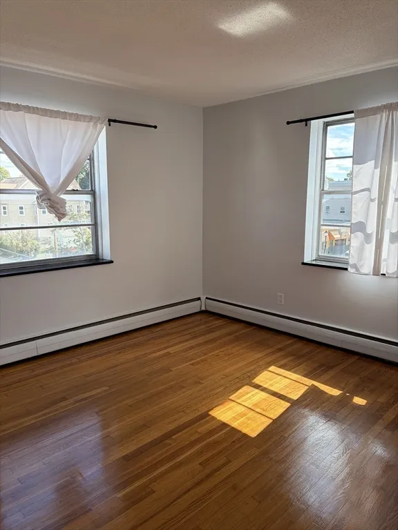 685 Moody St, Waltham