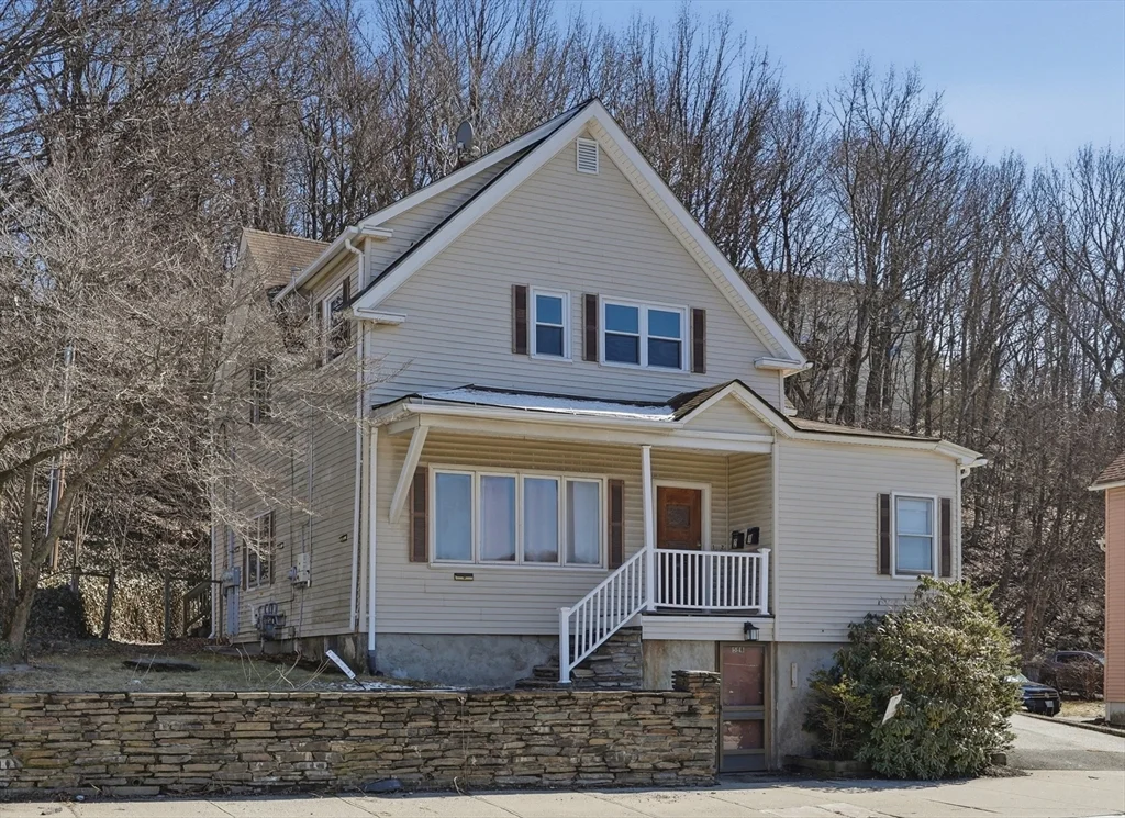 586 Franklin St, Worcester