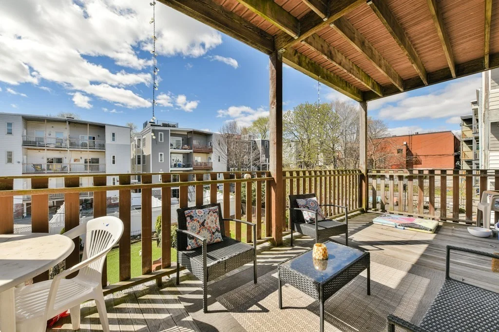 733 E 3rd St, South Boston