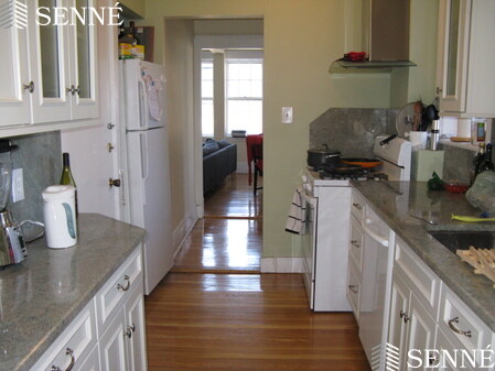 44 Langdon St, Neighborhood Nine