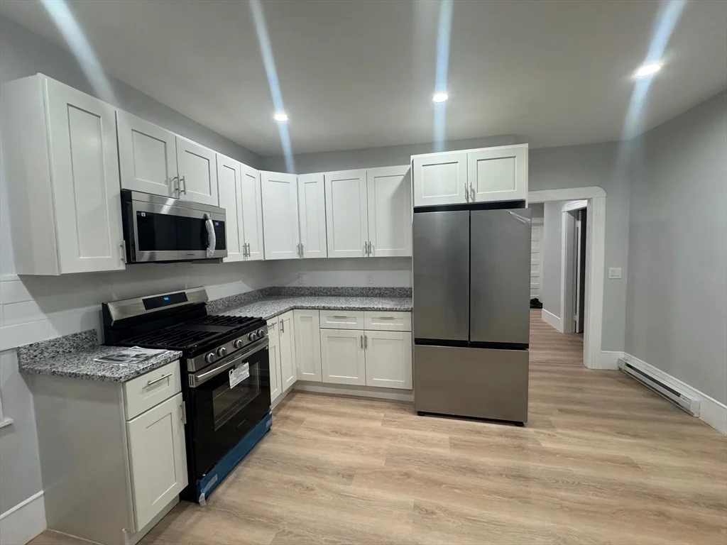 16 Ashton St, Worcester