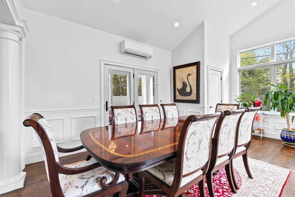 110 Redwood Rd, Newton