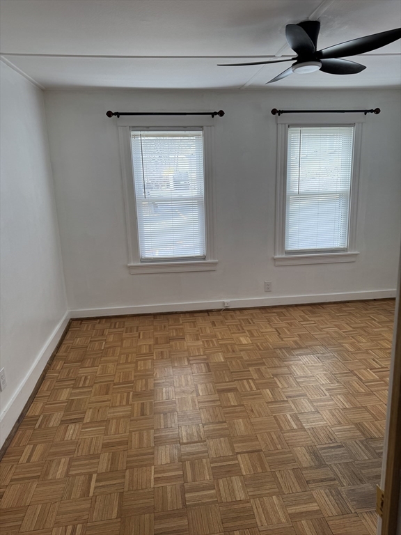 49 Green St, Zip 01830