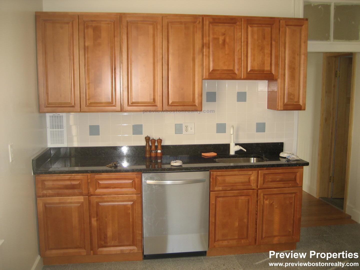 190 Highland St, Roxbury