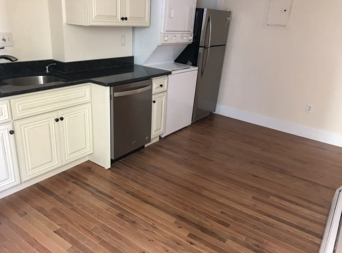 883 Harrison Ave, Roxbury
