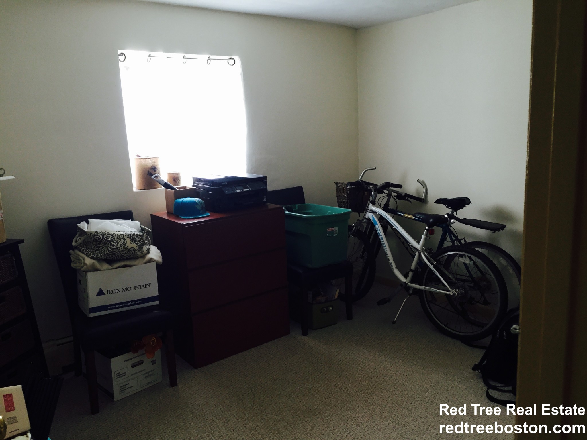 35 Westgate Rd, Chestnut Hill