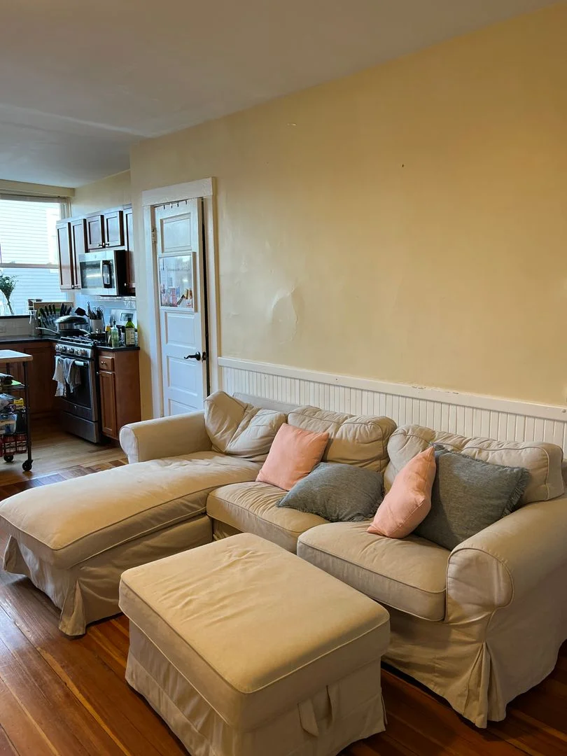 332 Beacon St, Ward Two