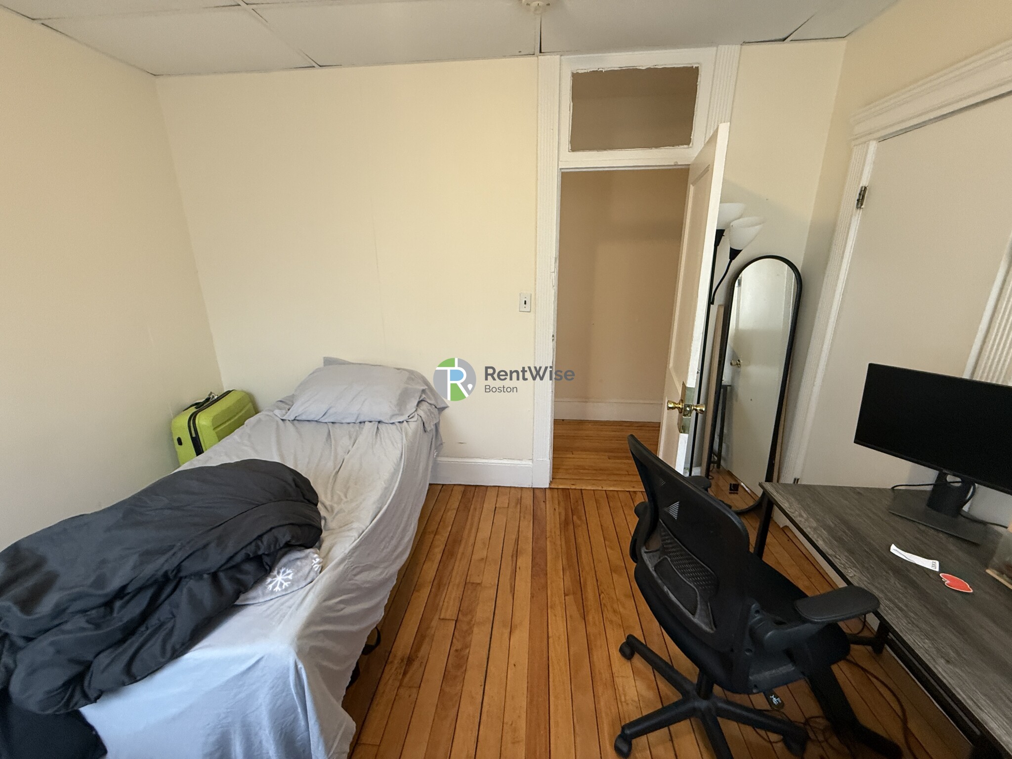 24 Royce Rd, Brighton