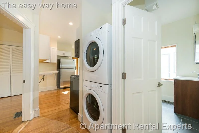 299-301 Alewife Brook Pkwy, Tufts