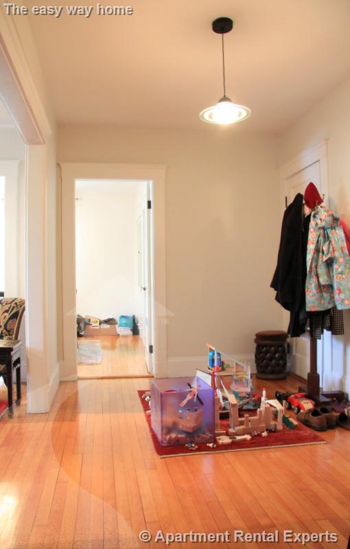 7 Centre St, Mid Cambridge