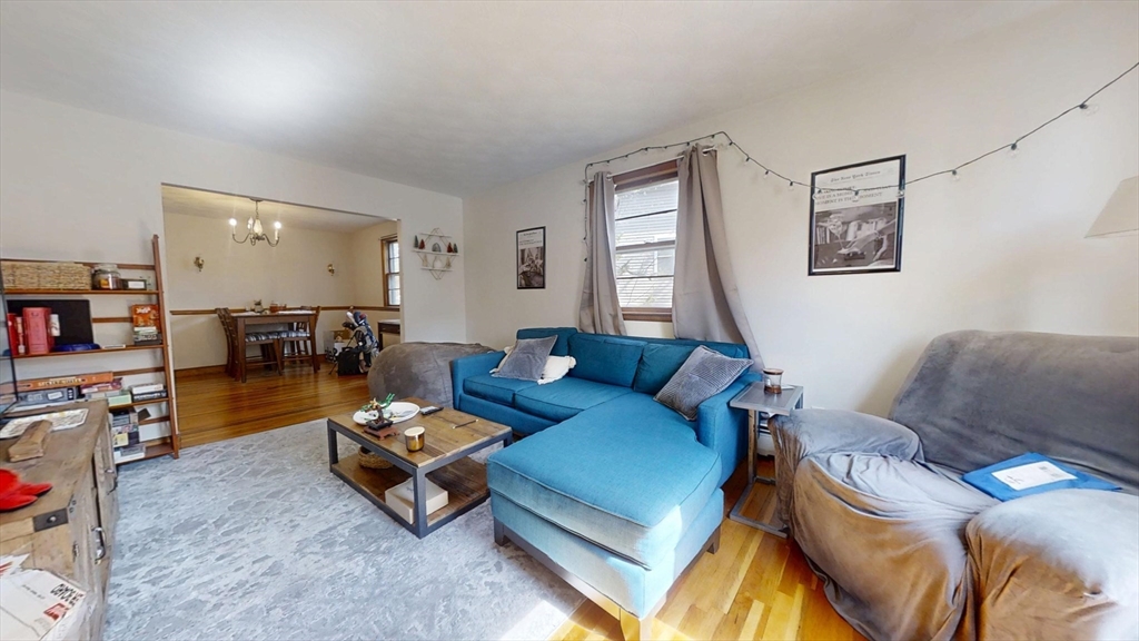 53 Quincy St, Watertown