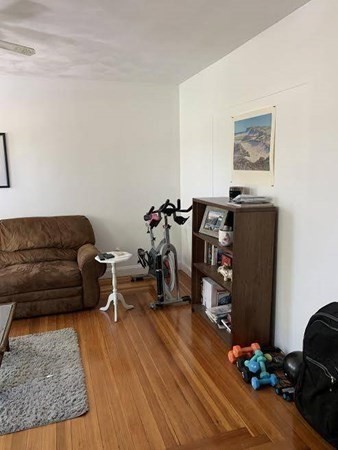 86 Fellsway, Somerville