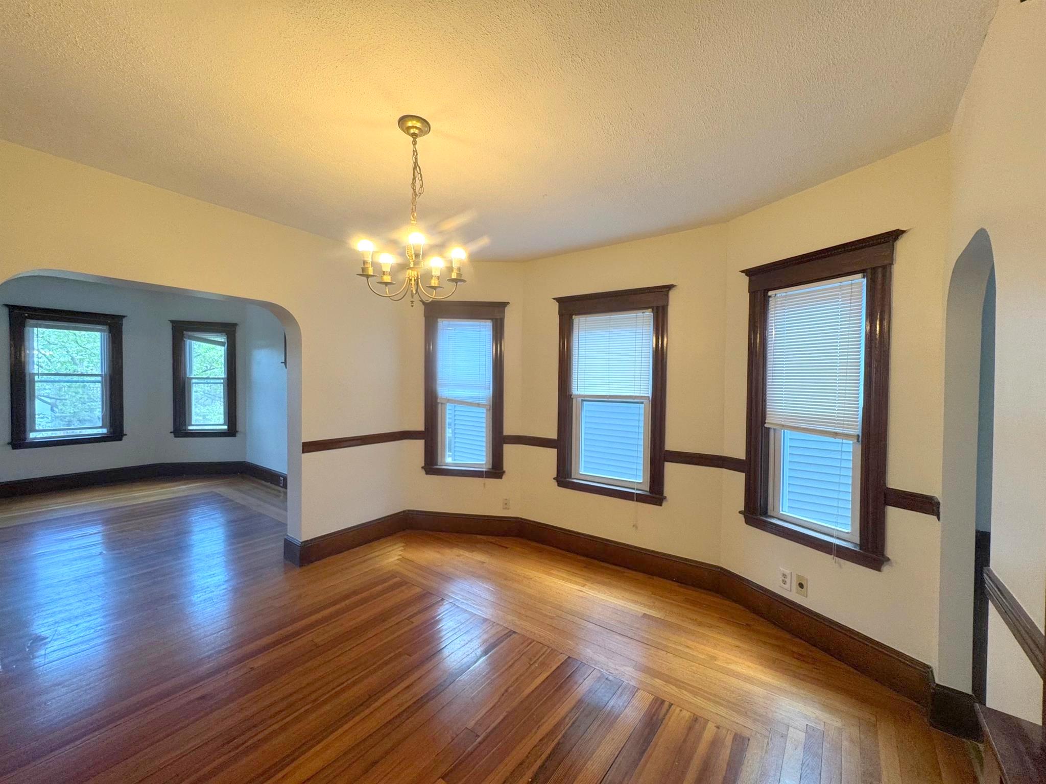 298A Highland Ave, Powder House Square