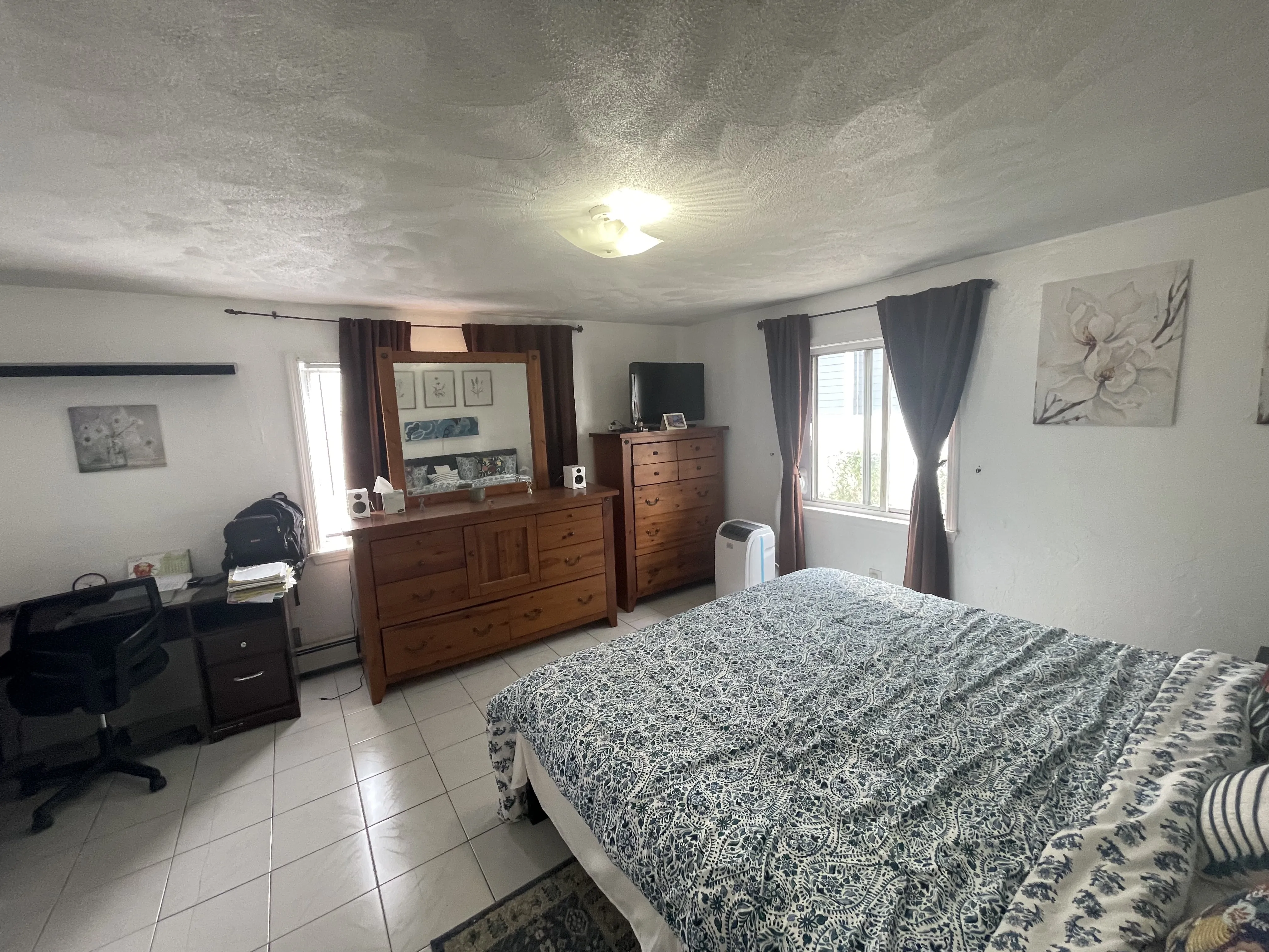 30 Murdock St, Powder House Square