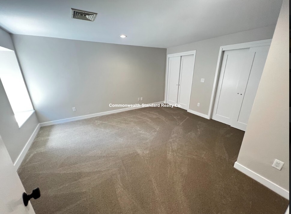 1661-1663 Washington St, South End