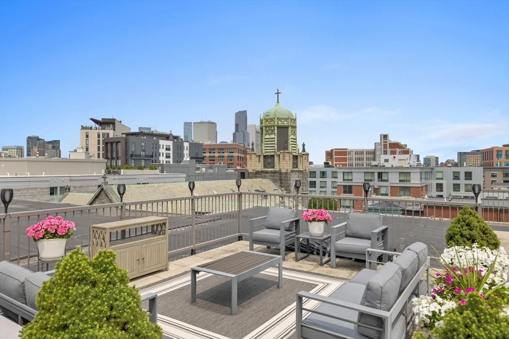 150 Dorchester Ave, South Boston