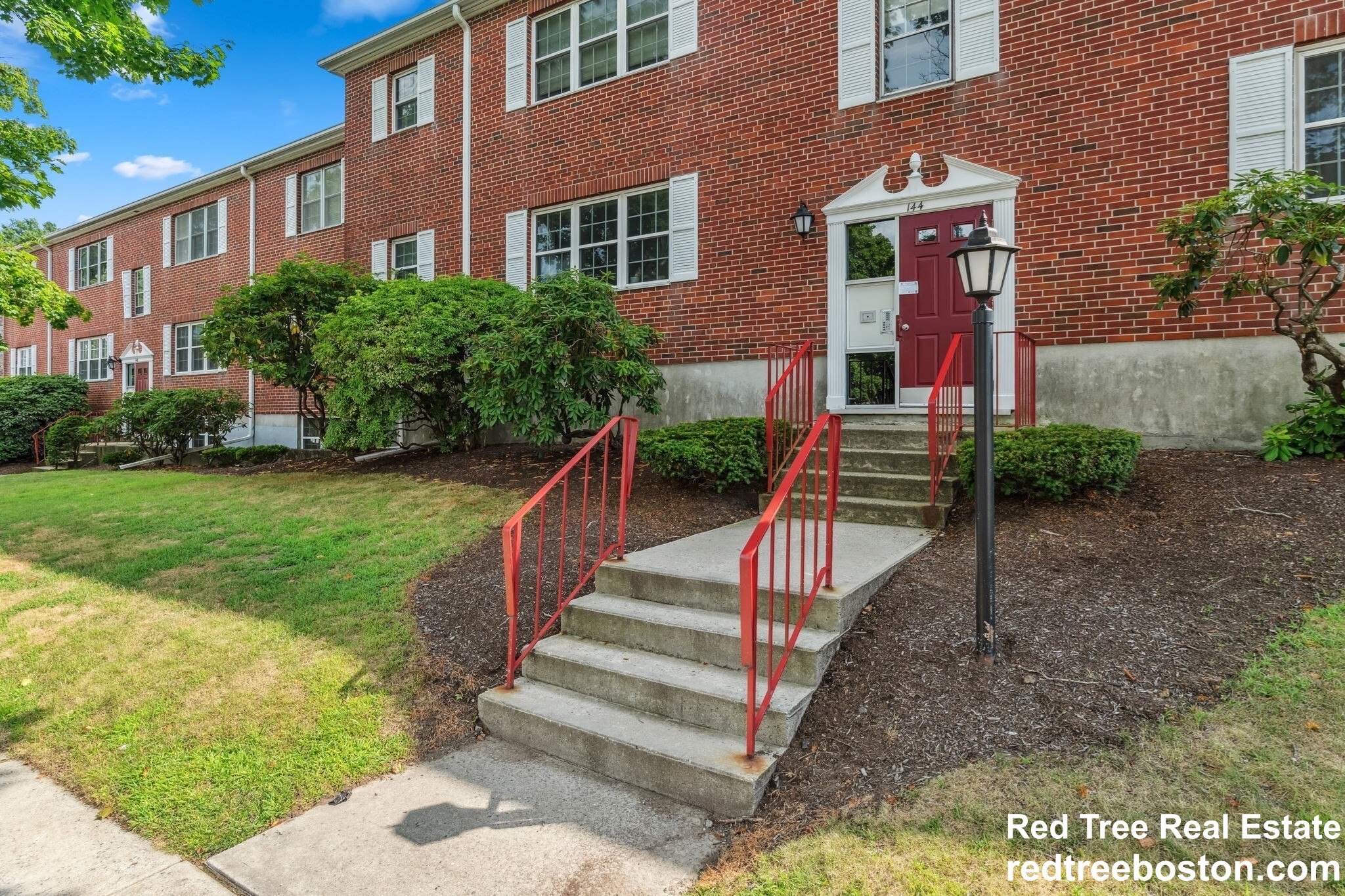 144 Lake Shore Rd, Brighton