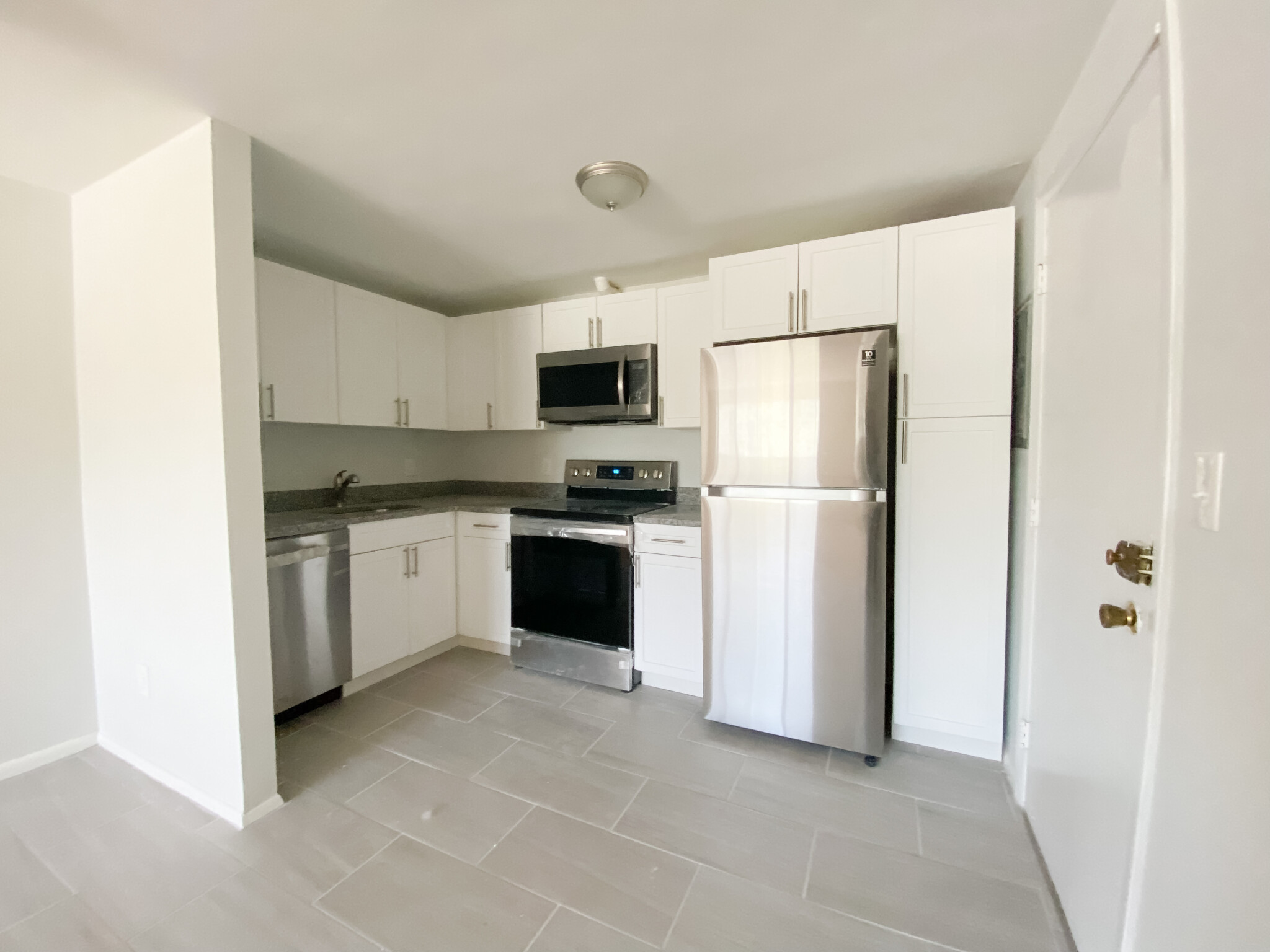 280 Hyde Park Ave, Jamaica Plain