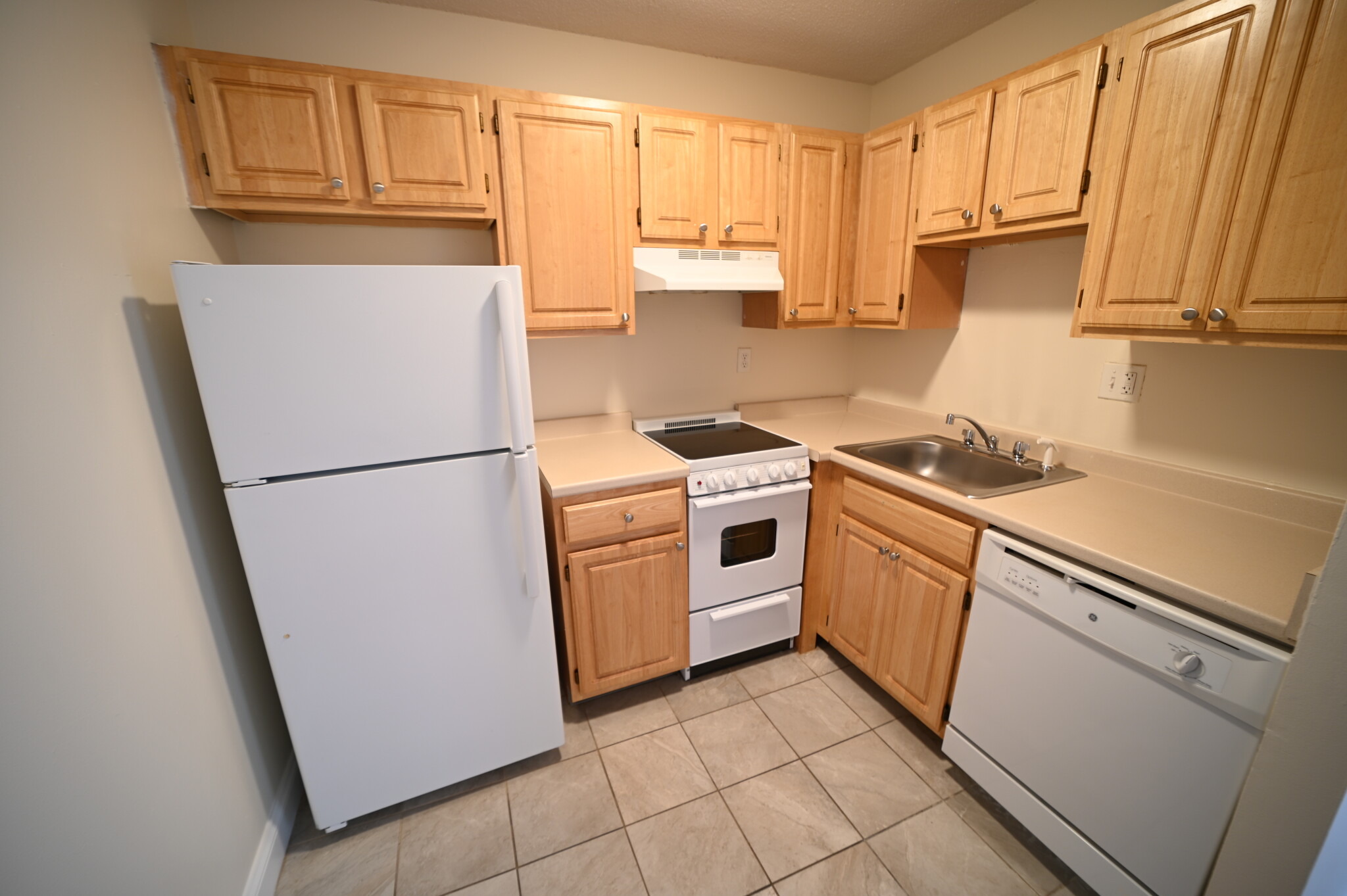 1126 Boylston St, Fenway