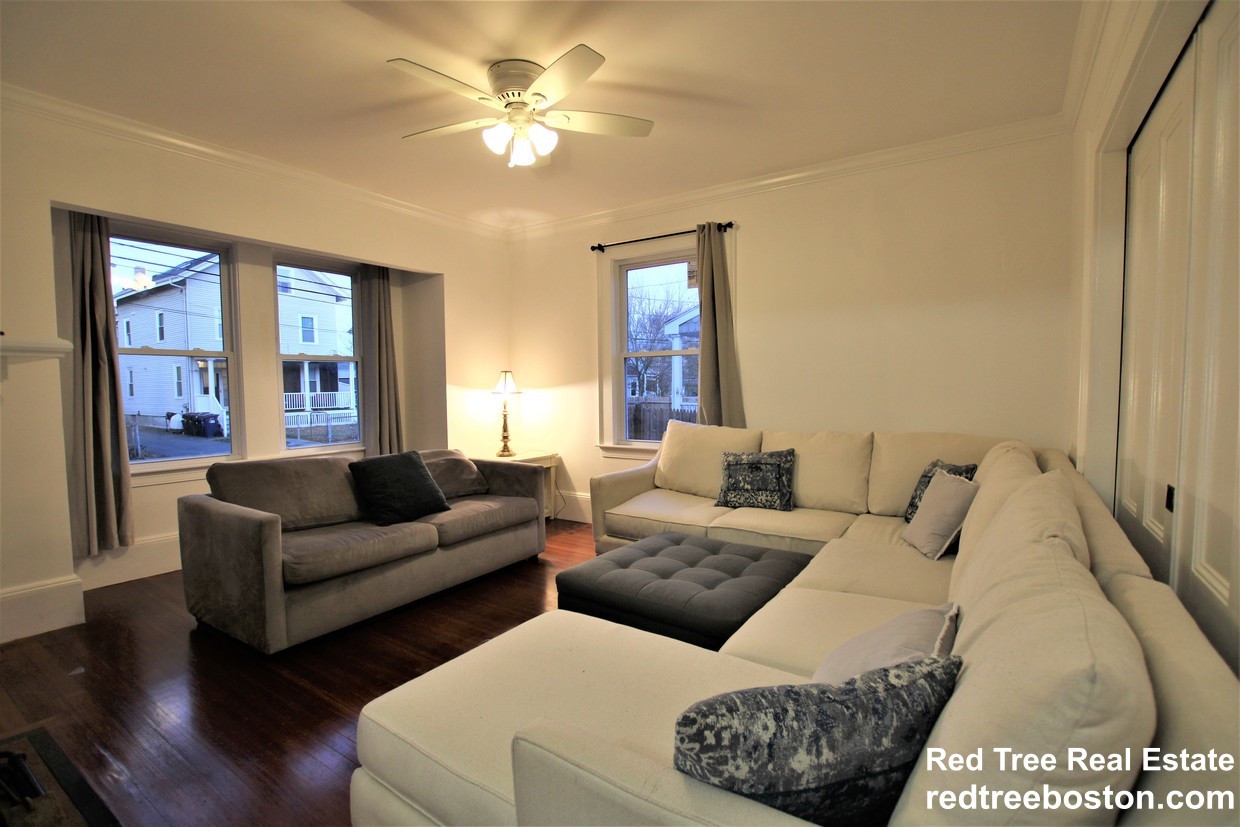 18 Holton St, Allston