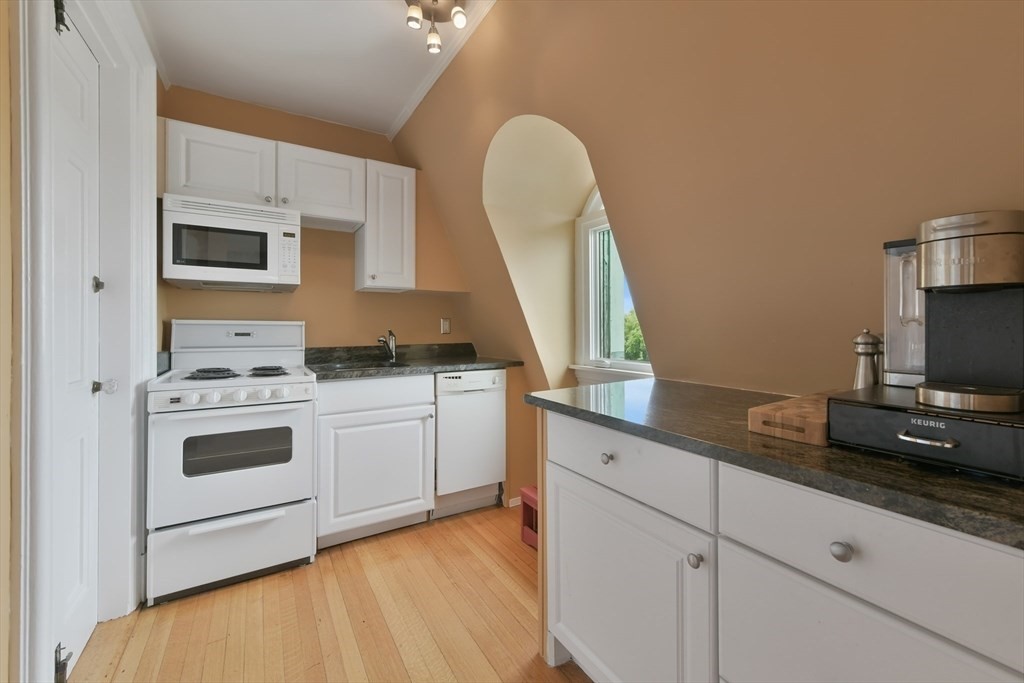 334 Beacon St, Back Bay